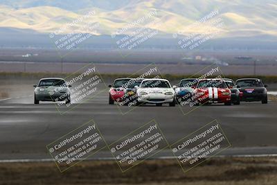 media/Nov-16-2025-CalClub SCCA (Sun) [[2975c16dfc]]/Group 4/Turn 1/
